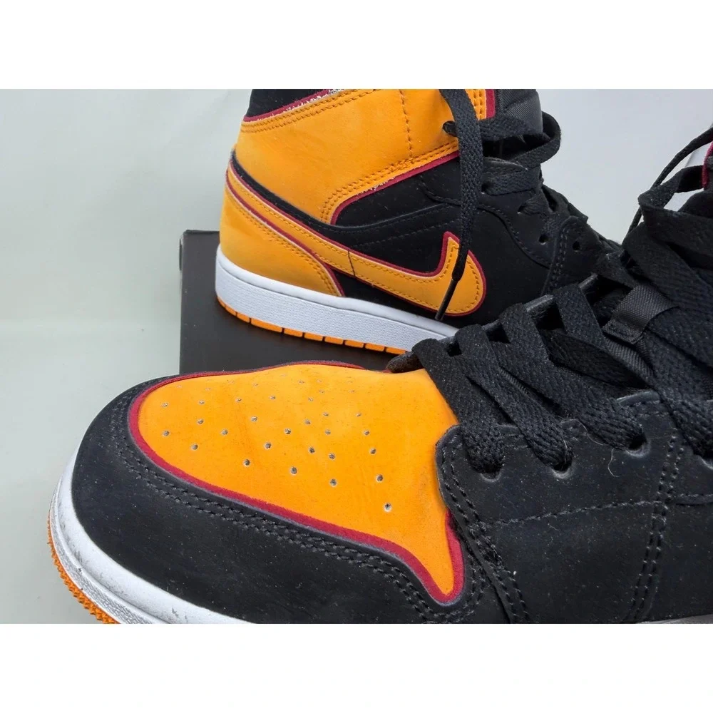 Jordan 1 Mid SE Black Vivid Orange Mens 12 FJ4923-008 W Box